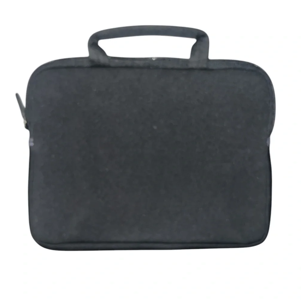 CASE LOGIC | BLACK TABLET CARRYING CASE WITH SIDE POCKET